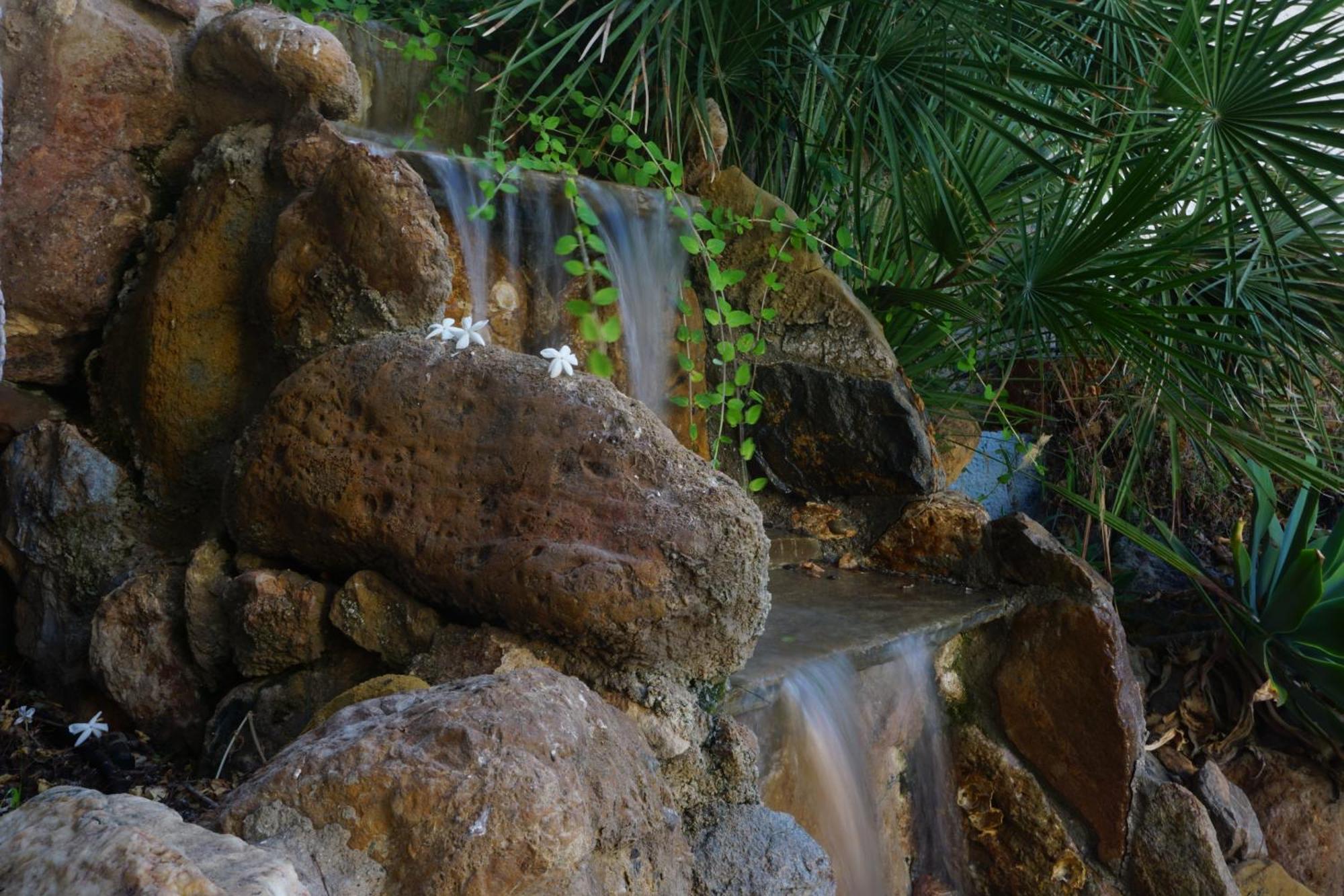 Hotel Tikar การ์รูคา ภายนอก รูปภาพ